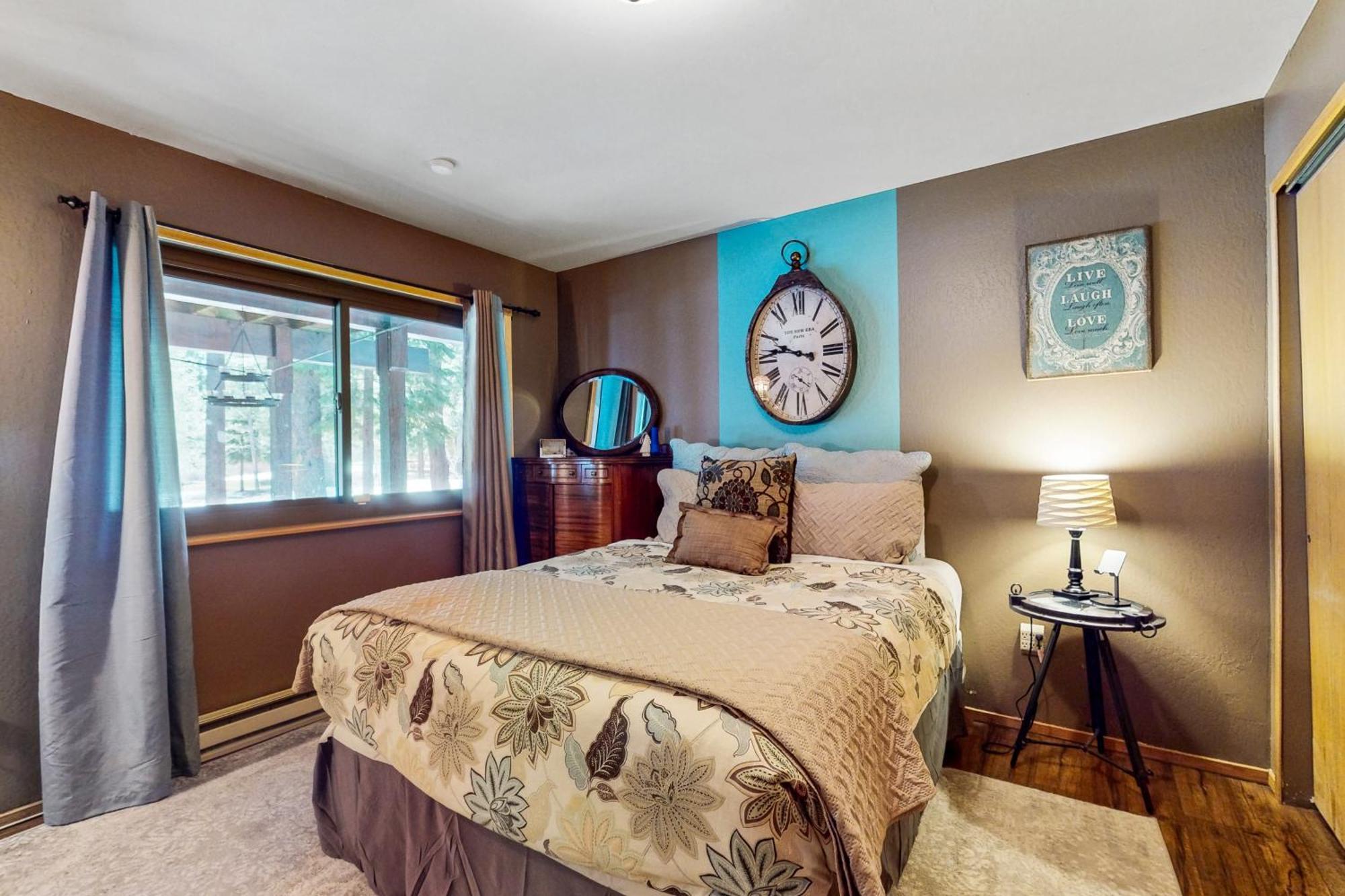 Tastefully-Updated, Classic Tahoe Family Home Truckee Exterior foto