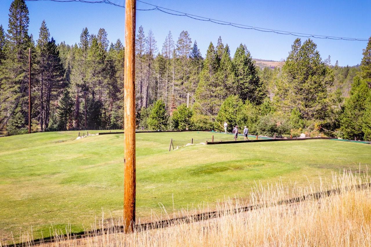 Tastefully-Updated, Classic Tahoe Family Home Truckee Exterior foto